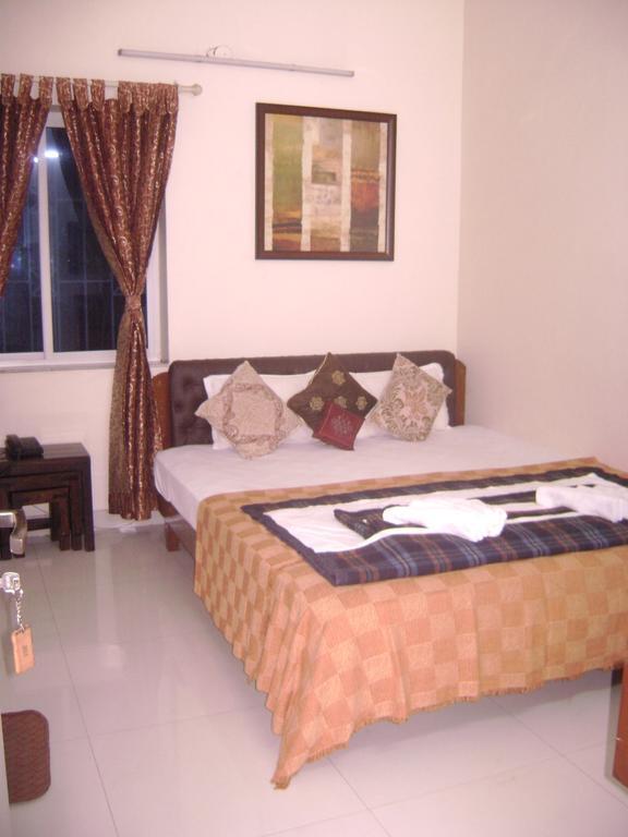 Innra Guest House Kalkutta Zimmer foto